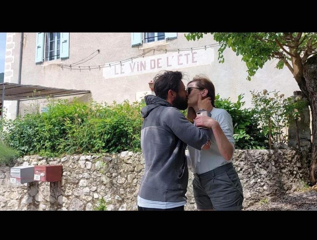 Le Vin De L'Ete Bed and Breakfast Ponet-et-Saint-Auban Buitenkant foto