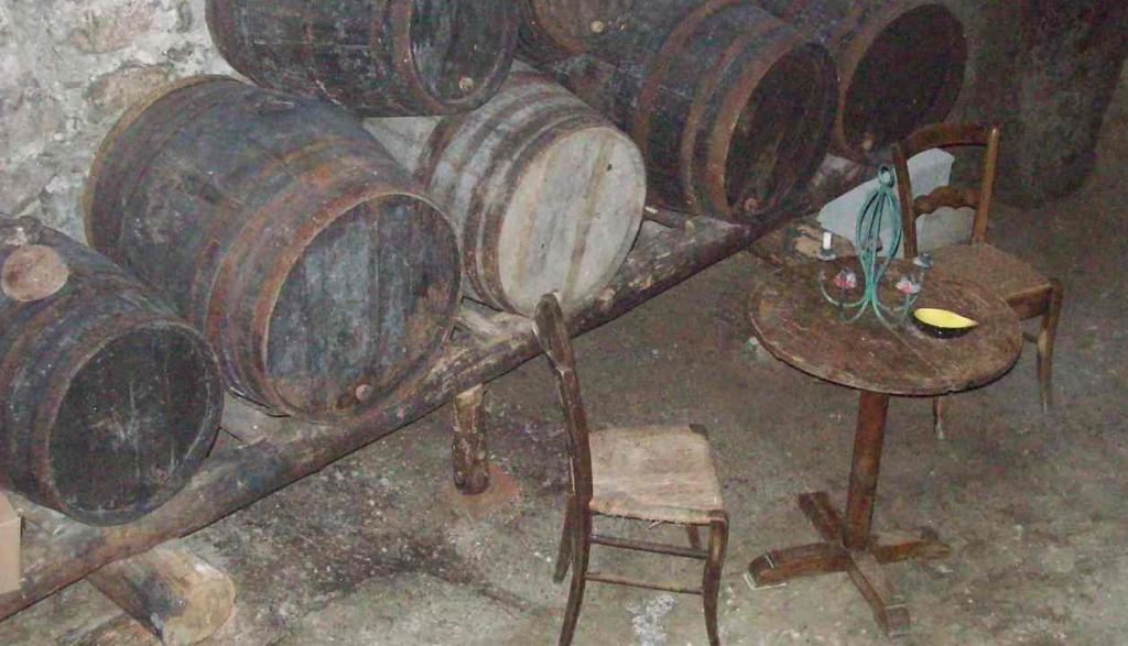 Le Vin De L'Ete Bed and Breakfast Ponet-et-Saint-Auban Buitenkant foto